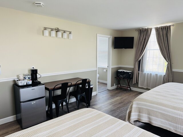Image 2 for Room 8