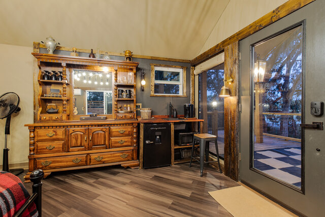 Image 12 for Legend Tent