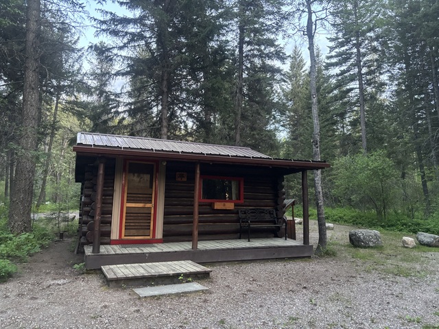 Image 2 for Cabin 6