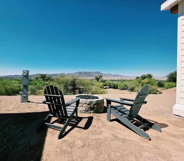Image 3 for Casita Cabins 400