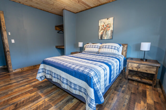 Image 6 for 102 - 141 Twin Falls Duplex Lower Level Cabin 141