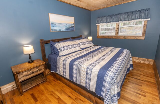 Image 4 for 105 - 18 Valley Lodge Cabin 18