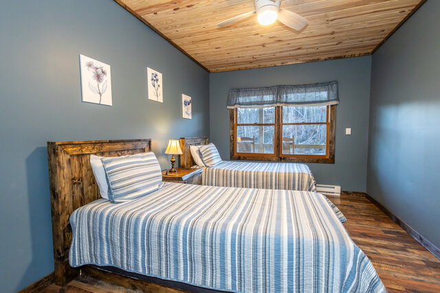 Image 7 for 102 - 141 Twin Falls Duplex Lower Level Cabin 141