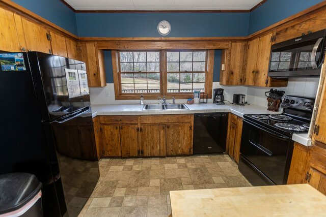 Image 16 for 105 - 18 Valley Lodge Cabin 18