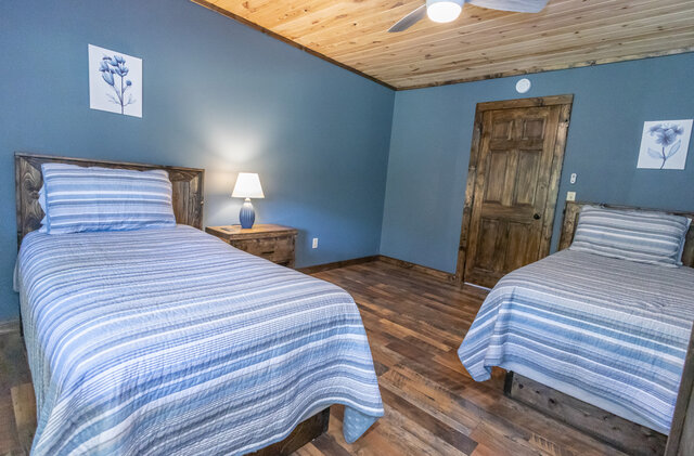 Image 9 for 101 - 173 Twin Falls Duplex Both Levels Combined Cabin 173