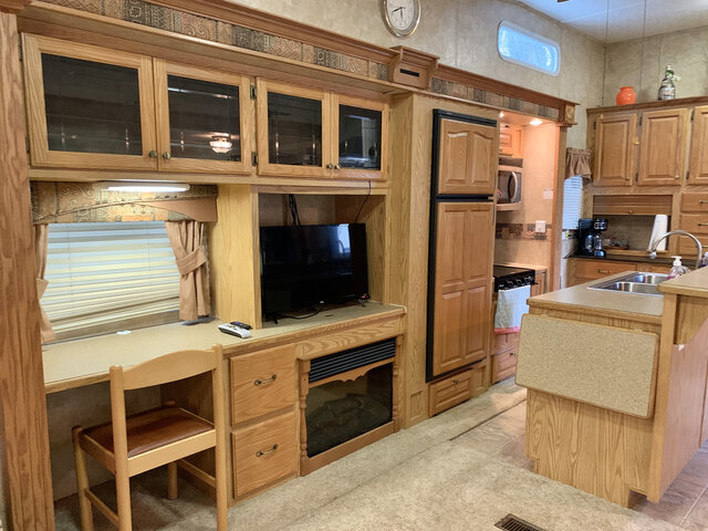 Image 5 for Rental Camper