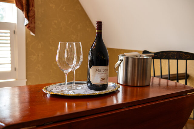 Image 12 for Pool Suite - Winstead Inn