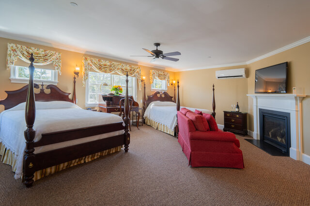 Image 1 for Topside Stateroom - Winstead Inn