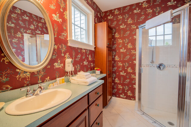 Image 3 for Captain Joshua Eldredge - Winstead Inn