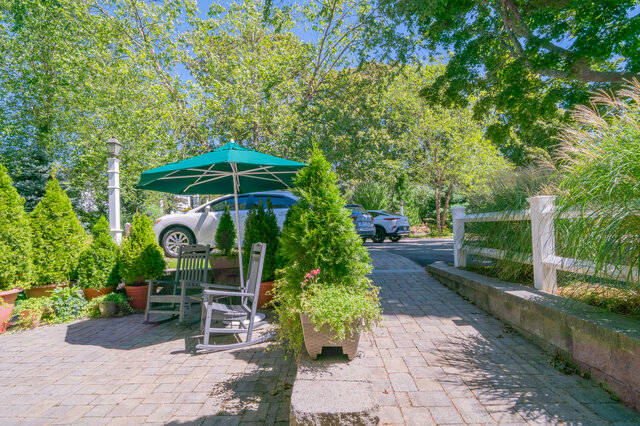 Image 9 for Foreward Stateroom - Winstead Inn