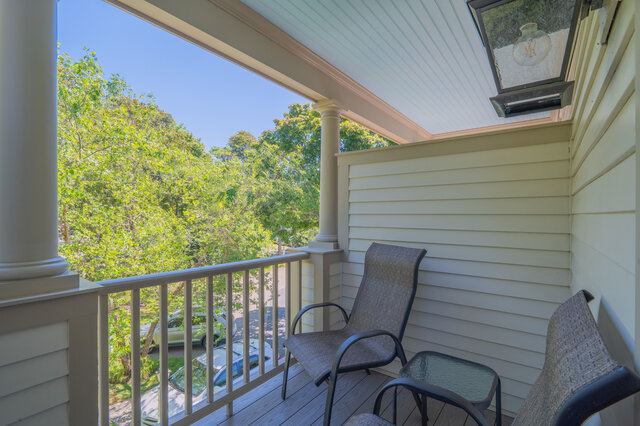 Image 6 for Commander's Stateroom - Winstead Inn