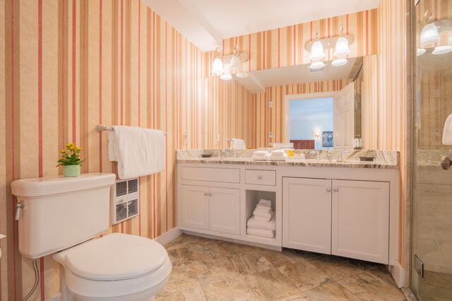 Image 5 for Foreward Stateroom - Winstead Inn