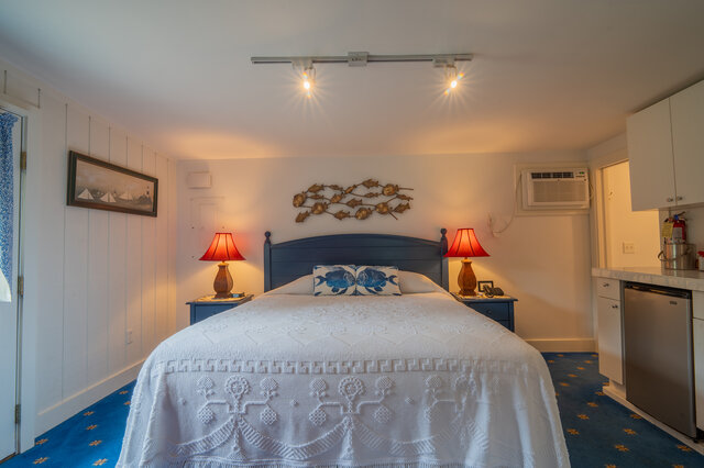 Image 2 for Chandlery Starboard - Winstead Inn