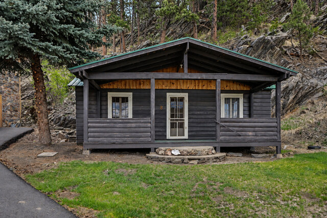 Image 1 for Medium Cabin #8