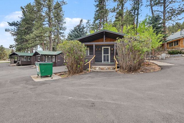 Image 2 for Large Cabin #5