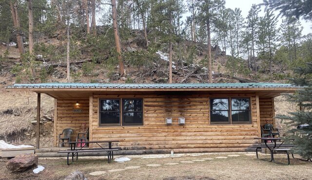 Image 2 for Dakota Cabin