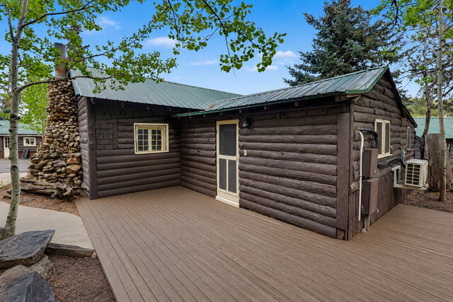 Image 3 for Large Cabin #5