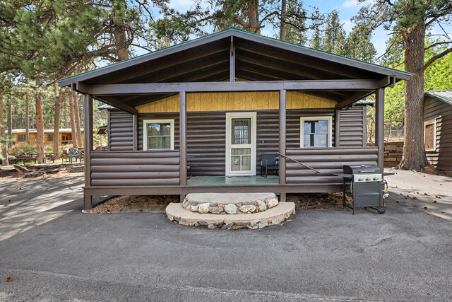 Image 1 for Medium Cabin #3 - The Three Pines