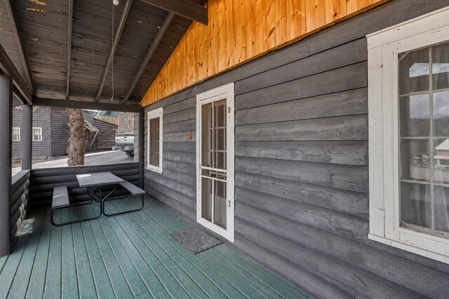 Image 2 for Medium Cabin #8