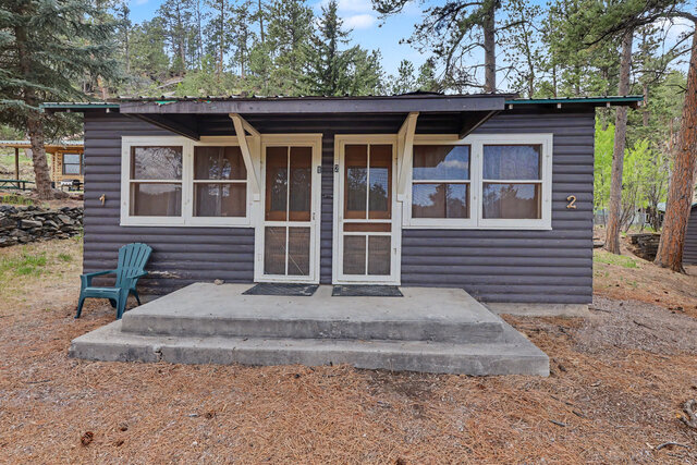 Image 1 for Small Cabin #2