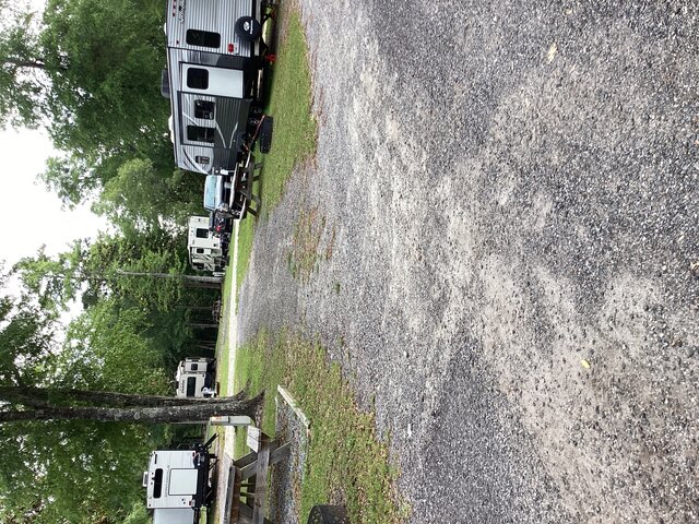 Image 1 for 21) RV Site 21