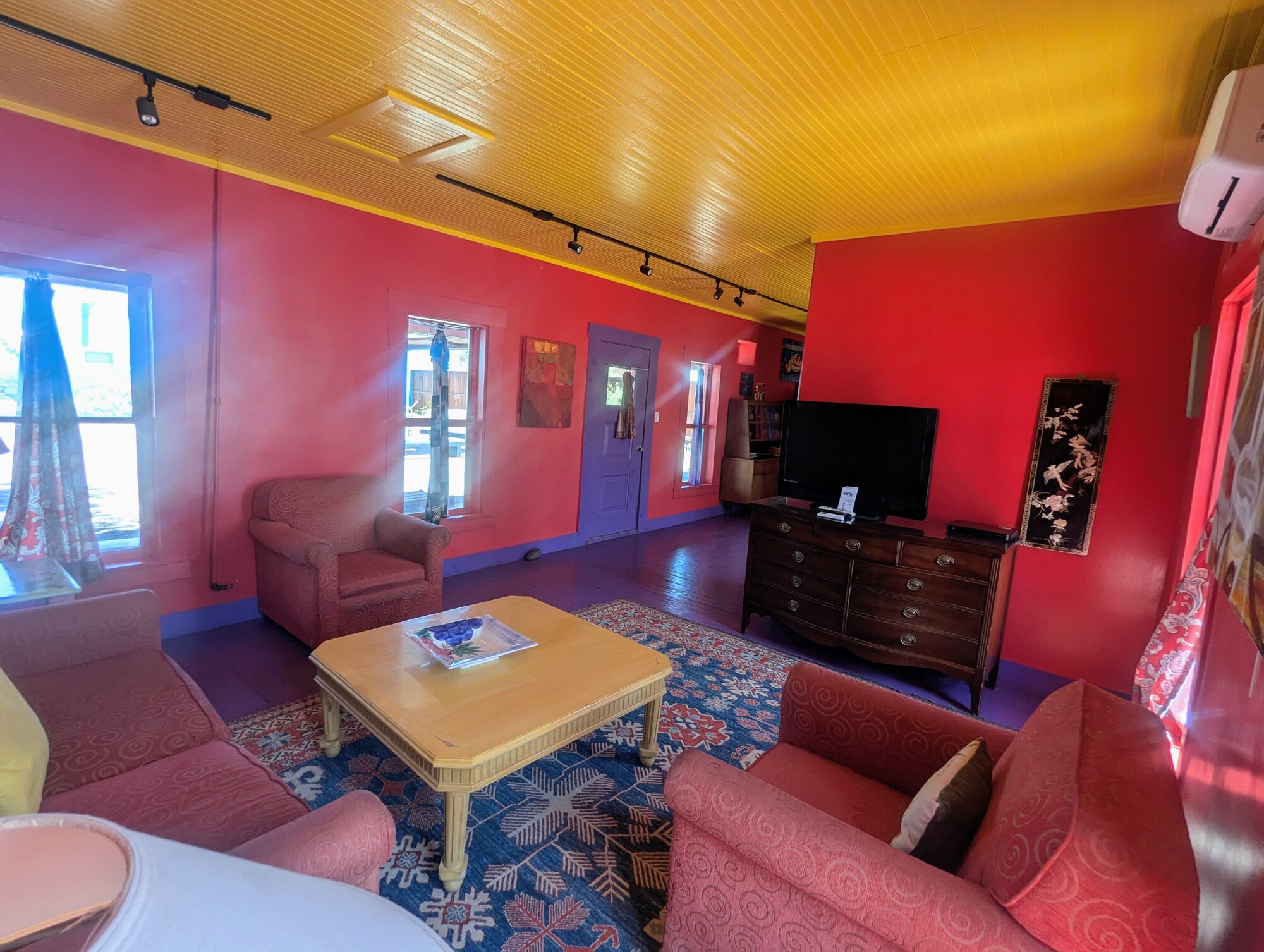 The Long Room Picture 3