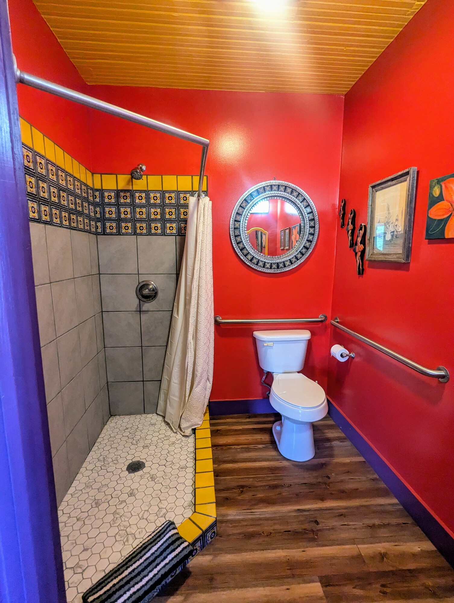 The Long Room Picture 6