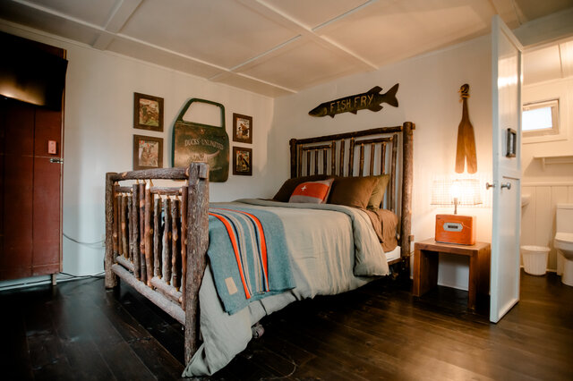Image 1 for Deluxe Cabin