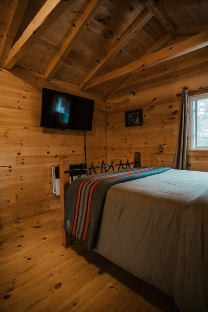 Image 2 for Pond Cabin #4