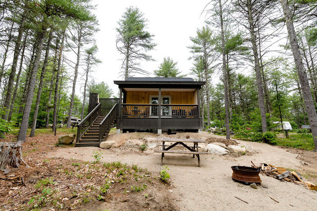 Image 14 for CABIN F) FOURNIER CABIN