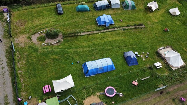 Image 14 for Camping pitch 1