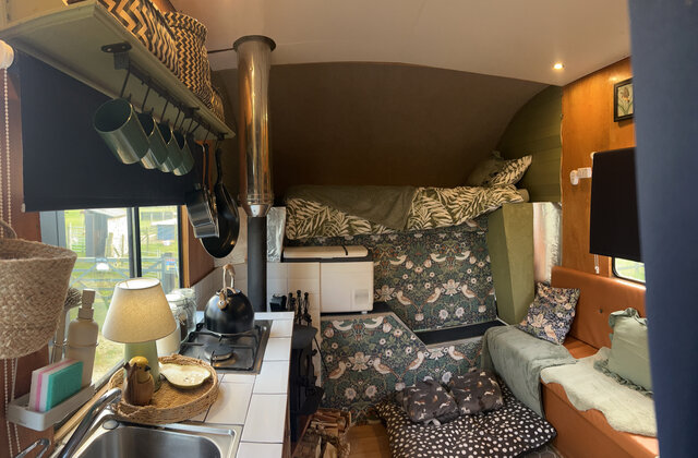 Image 16 for Big John The Cosy Horsebox