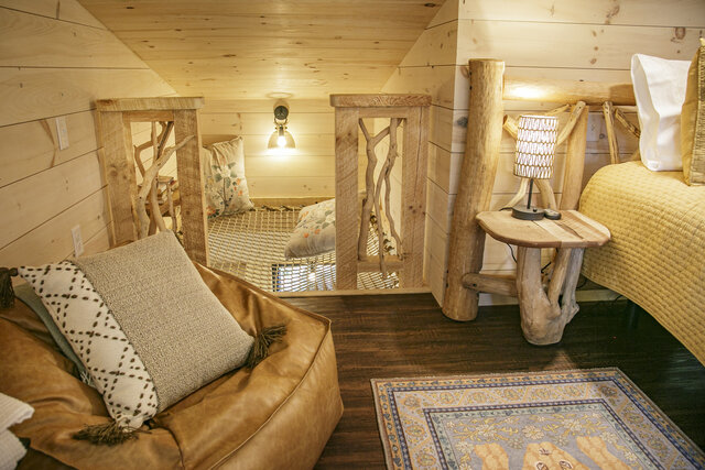 Image 11 for Tajar Treehouse