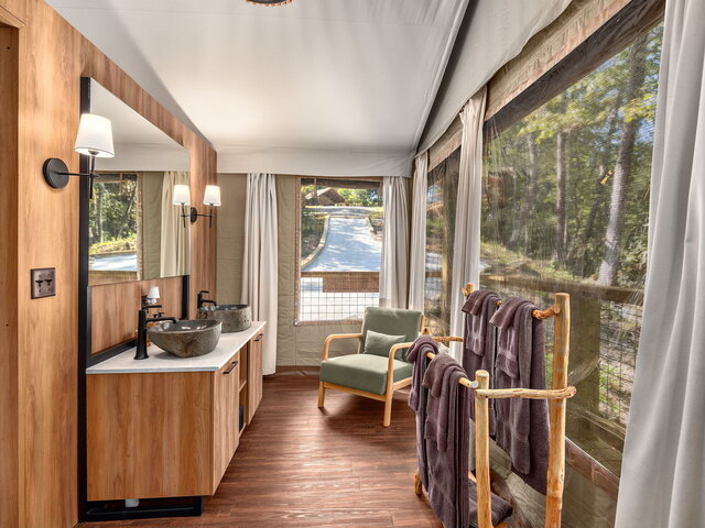Image 12 for Blackberry Double Tree Tent