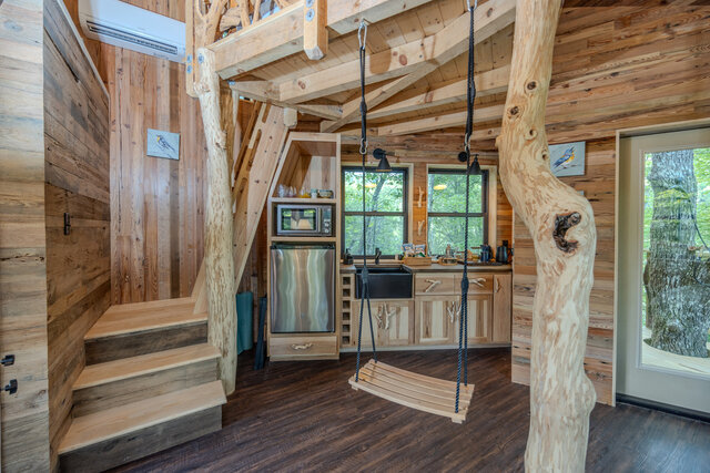 Image 2 for Warbler Treehouse
