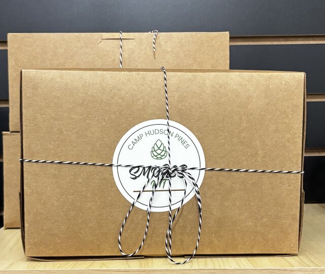 Image 1 for Smores box for 4