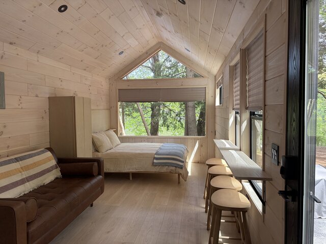 Image 1 for Chestnut Tiny Cabin