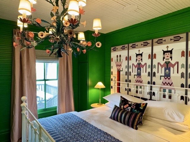 Image 5 for 200D Lodge Two-Story Suite