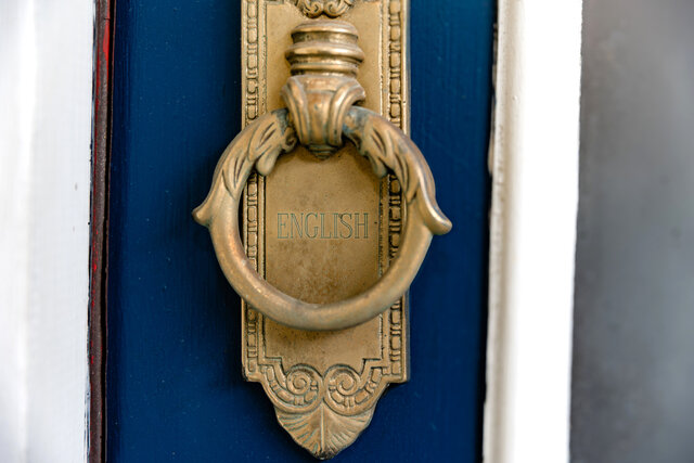 Image 1 for THE ENGLISH SUITE