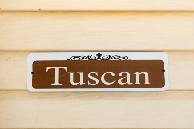 Tuscan sign