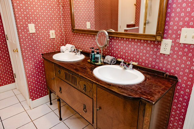 Image 7 for THE FRENCH SUITE