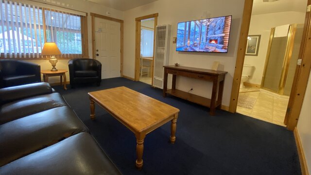 Image 1 for Suite