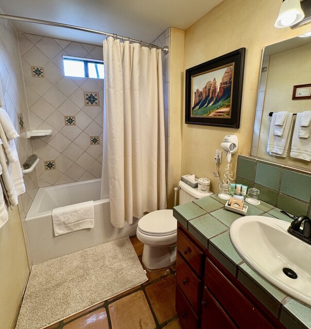 Image 5 for King Balcony Suite w/ Kitchen