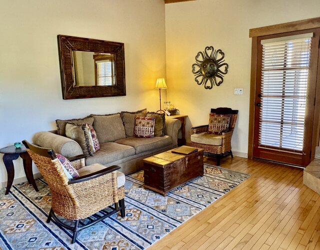 Image 1 for Deluxe King Balcony Suite w/ Kitchen