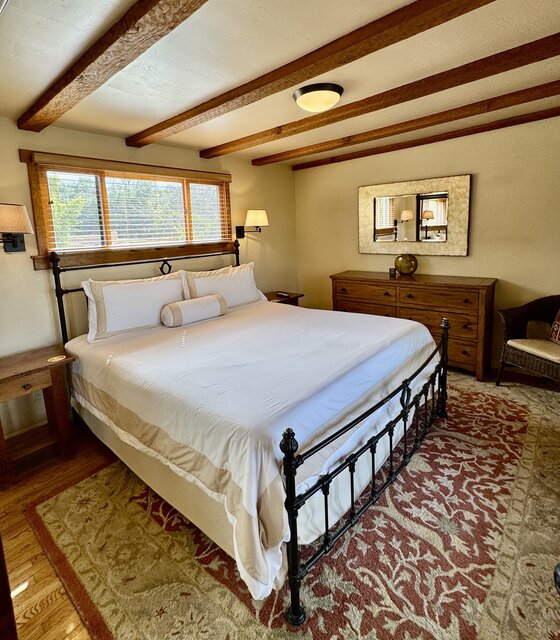 Image 3 for King Balcony Suite w/ Kitchen