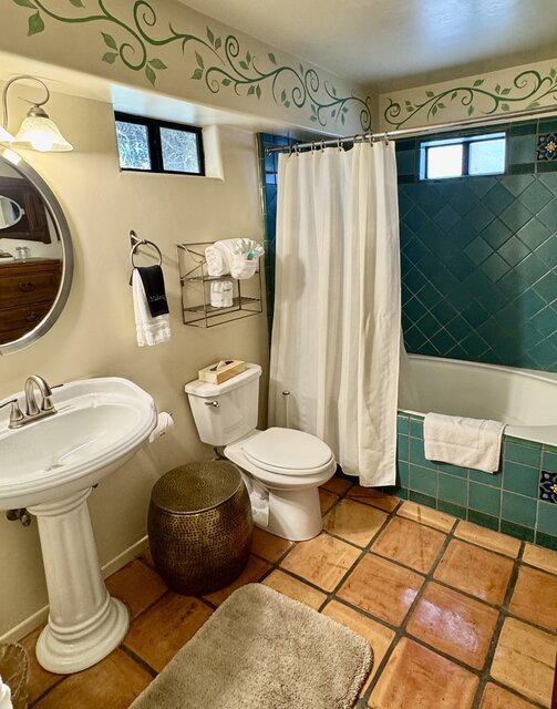 Image 4 for Studio King Suite w/ Kitchen