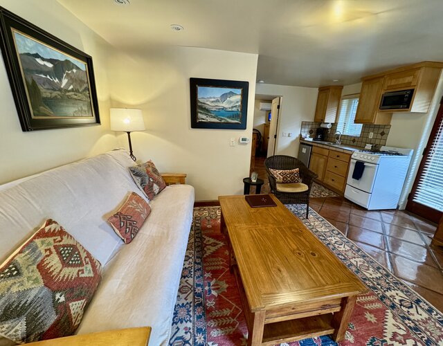 Image 3 for Queen Bungalow w/ Patio Courtyard & Kitchenette