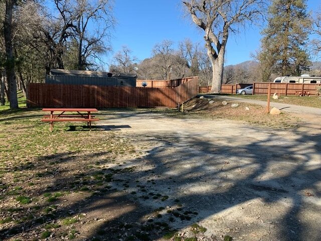 Image 1 for Deluxe 30 amp RV Site #8