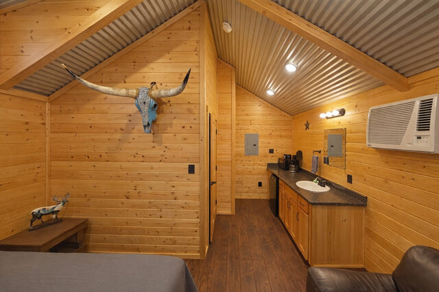 Image 5 for Cabin #7 King‑Bed Cabin Relaxing Hill Country Vibe