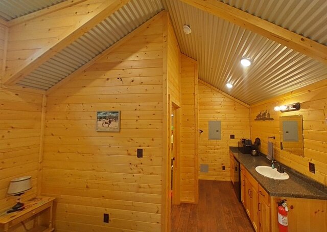 Image 4 for Cabin #8 King Cabin with Twin Pull‑Out Chairs